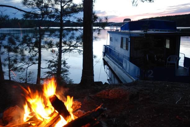 Timber Bay Lodge and Houseboats