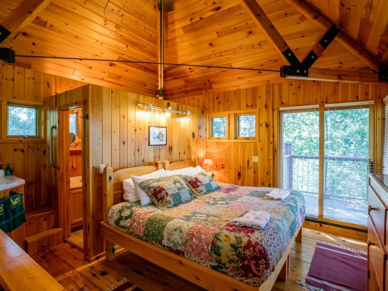 Ludlow’s Island Resort