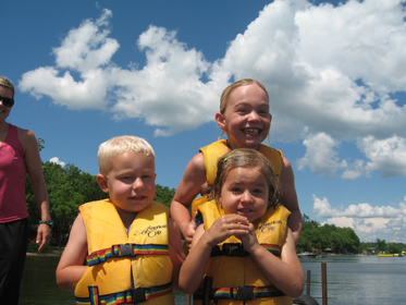 Finn'n Feather Resort Groups