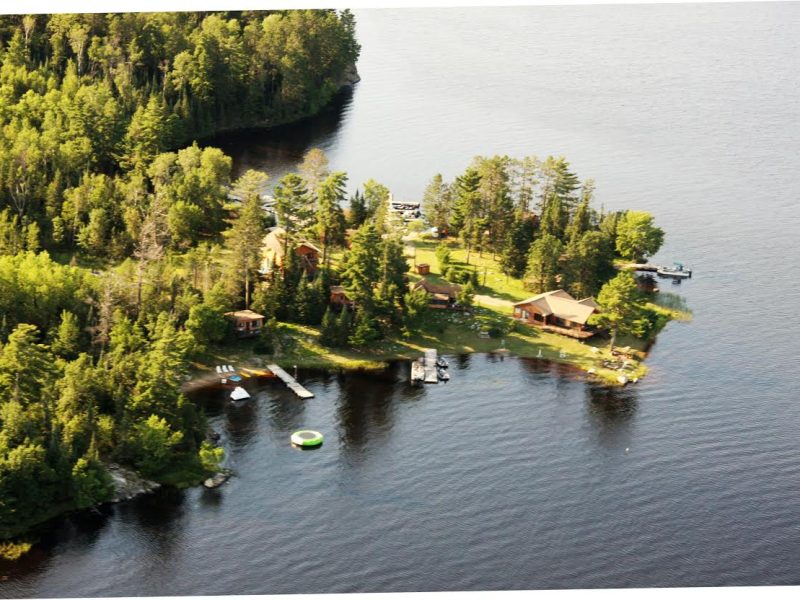 Pine Point Lodge, Resort & Motel Outfitting